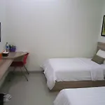D Ewhitte Hotel