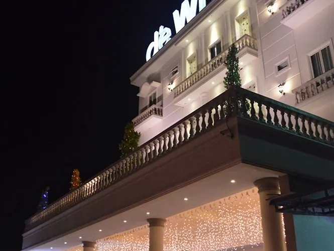 D Ewhitte Hotel