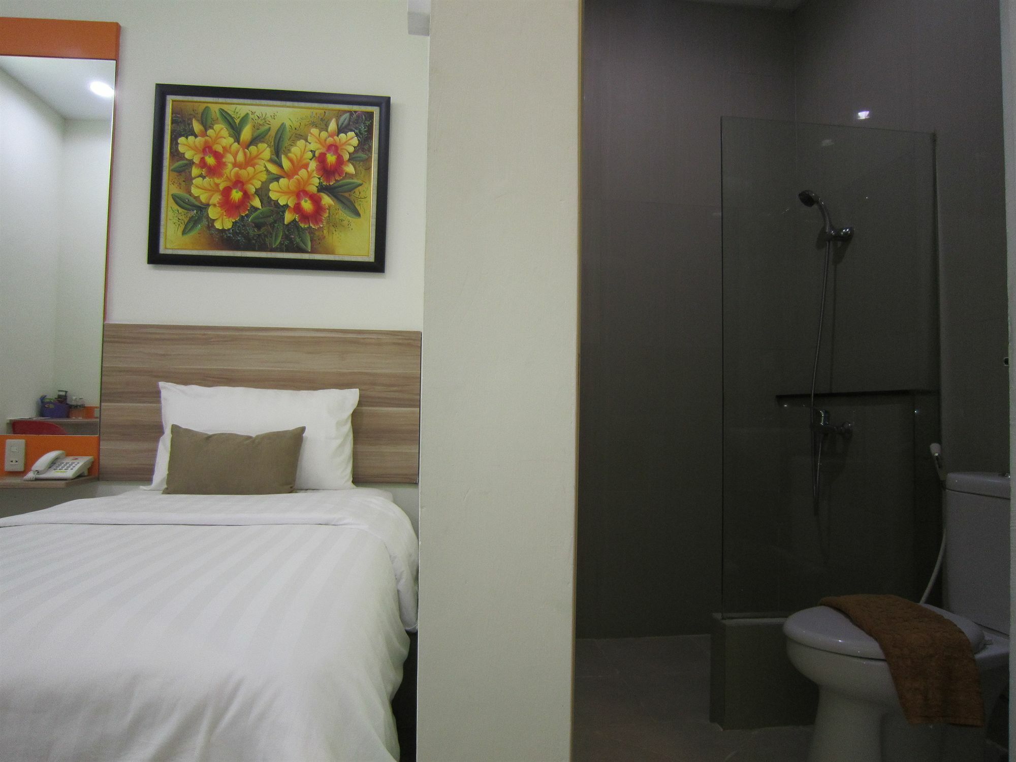 Hotel D Ewhitte 2*