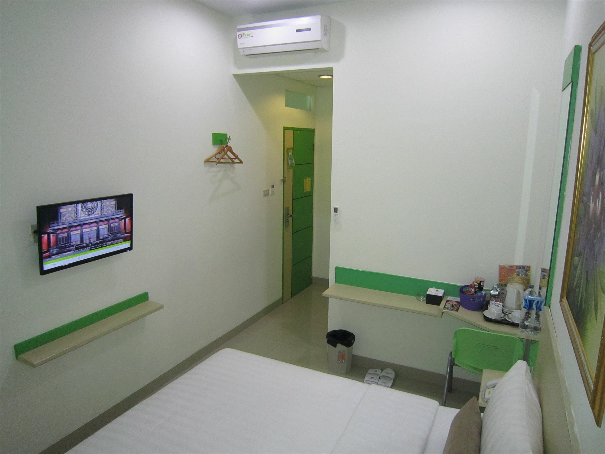 D Ewhitte Hotel 2*